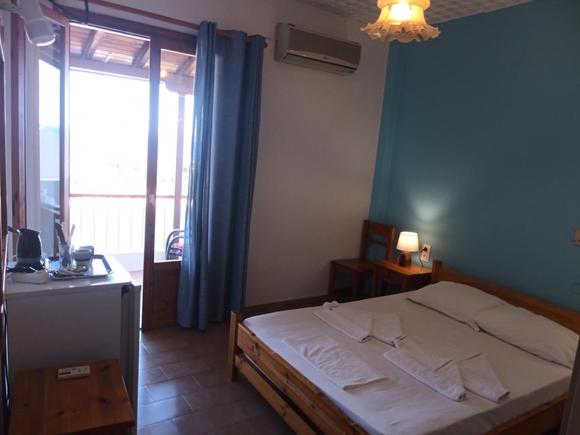 Ethra Hotell Patitírion Eksteriør bilde